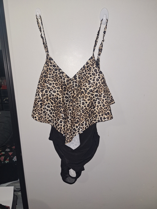 The NEW Boutique Other - The NEW Boutique Leopard Print One-Piece Swimsuit in Tan and Black MEDIUM